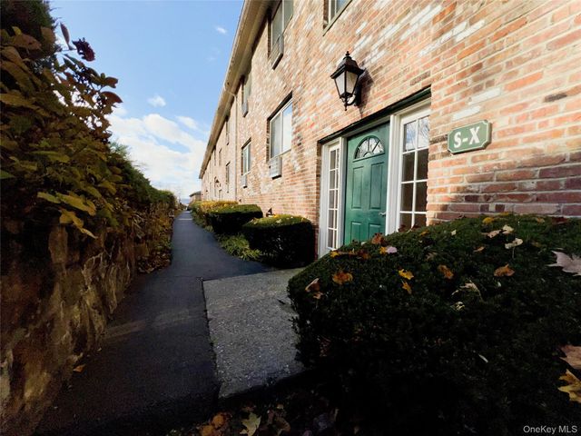 16 Scenic Drive S, Croton-on-hudson, NY 10520