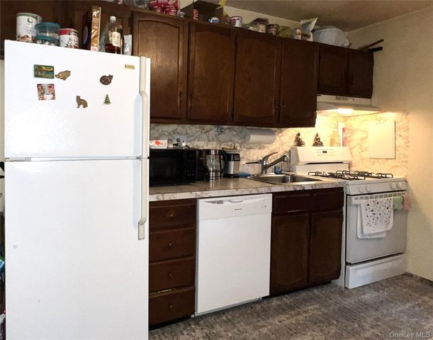 16 Scenic Drive S, Croton-on-hudson, NY 10520