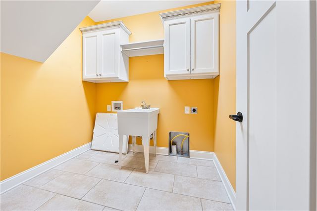 104 Springdale Court, Central, SC 29630