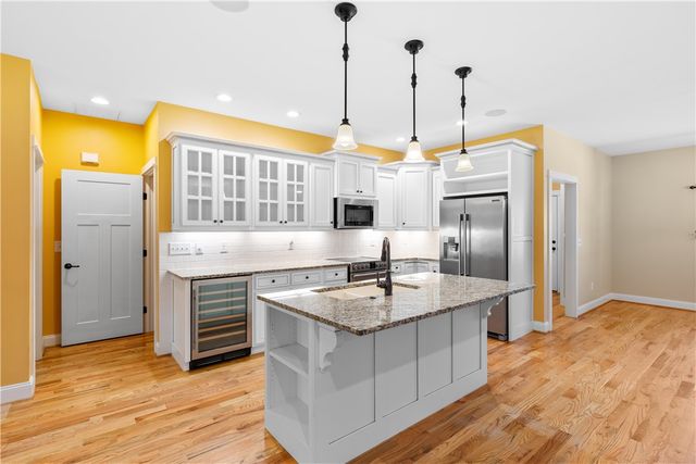 104 Springdale Court, Central, SC 29630