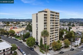 320 Lee St 202, Oakland, CA 94610