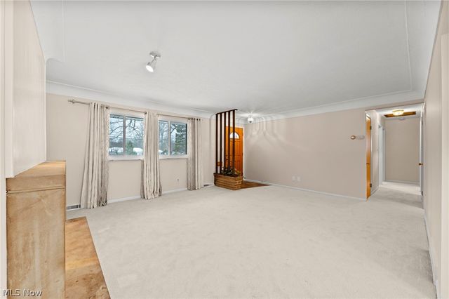 5229 Evergreen Drive, North Olmsted, OH 44070