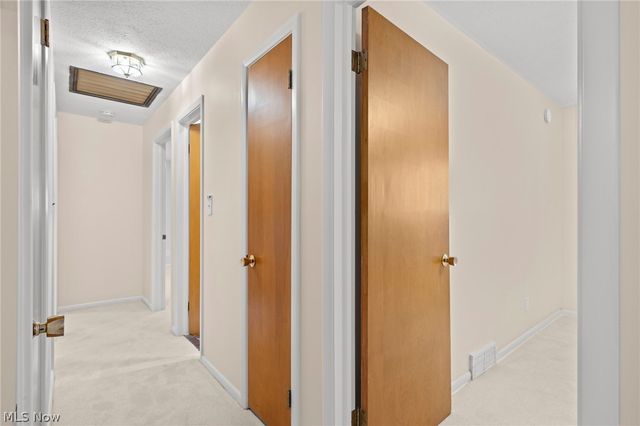 5229 Evergreen Drive, North Olmsted, OH 44070