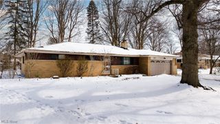 5229 Evergreen Drive, North Olmsted, OH 44070