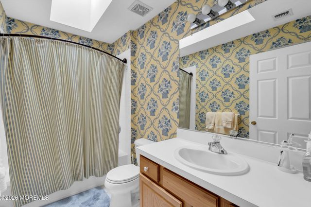 34 Dune Road, Ocean Twp, NJ 07712