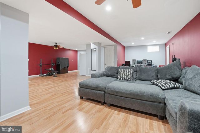 9334 INAUGURAL DR, King George, VA 22485