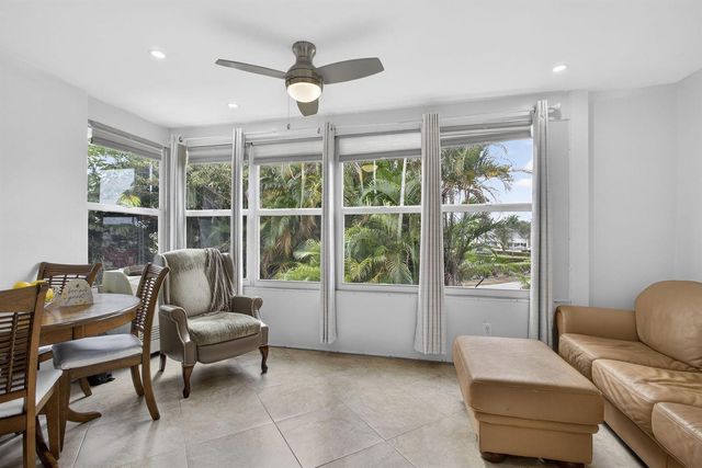 59 Plymouth G, West Palm Beach, FL 33417