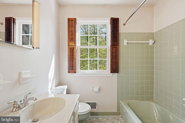 731 BRINTONS WOOD RD, West Chester, PA 19382