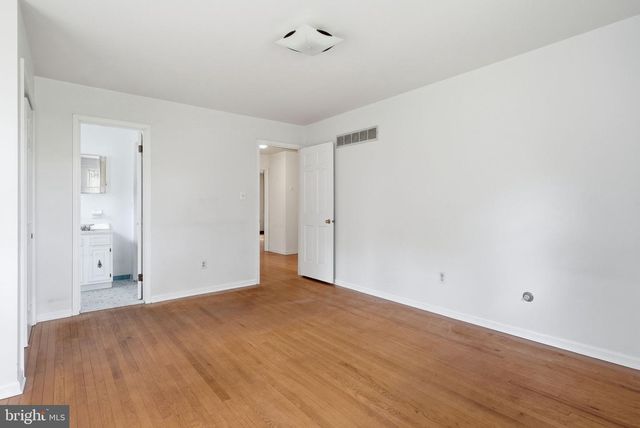 731 BRINTONS WOOD RD, West Chester, PA 19382