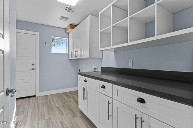 8228 E Monte Vista Road, Scottsdale, AZ 85257