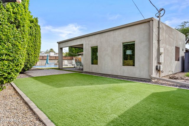 8228 E Monte Vista Road, Scottsdale, AZ 85257