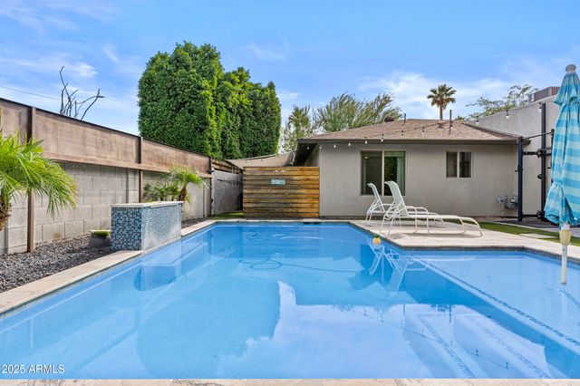 8228 E Monte Vista Road, Scottsdale, AZ 85257