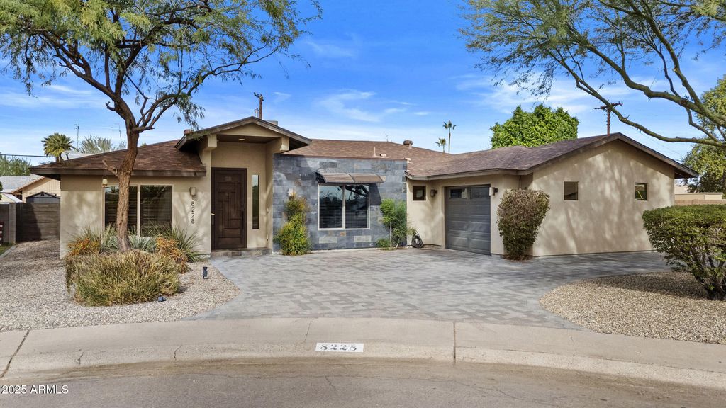 8228 E Monte Vista Road, Scottsdale, AZ 85257