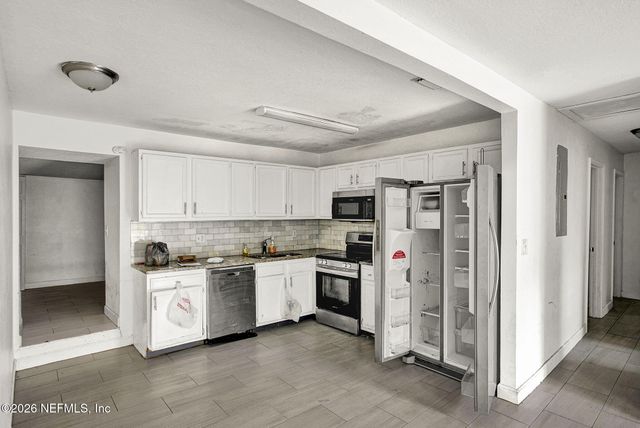 6849 JACK HORNER Lane, Jacksonville, FL 32210