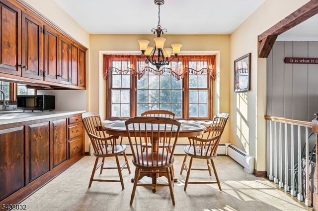 418 Pines Lake Dr, Wayne Twp., NJ 07470