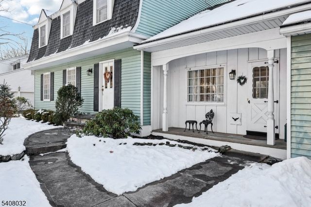 418 Pines Lake Dr, Wayne Twp., NJ 07470