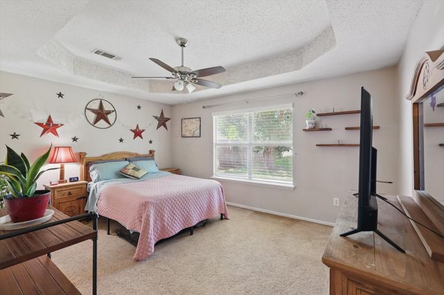 628 Stagecoach Drive, Oak Point, TX 75068