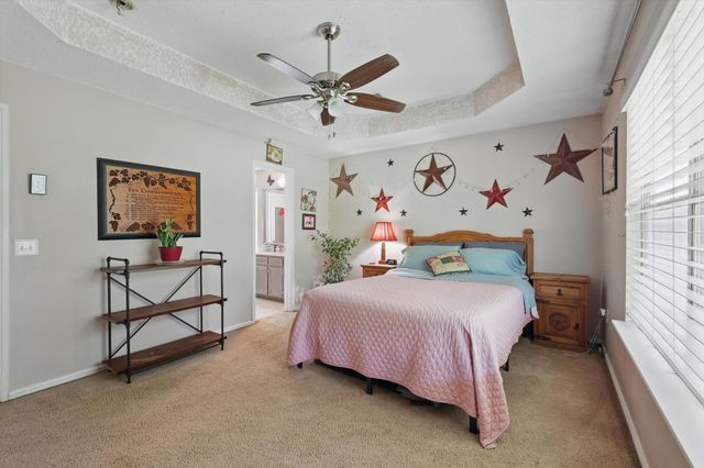 628 Stagecoach Drive, Oak Point, TX 75068