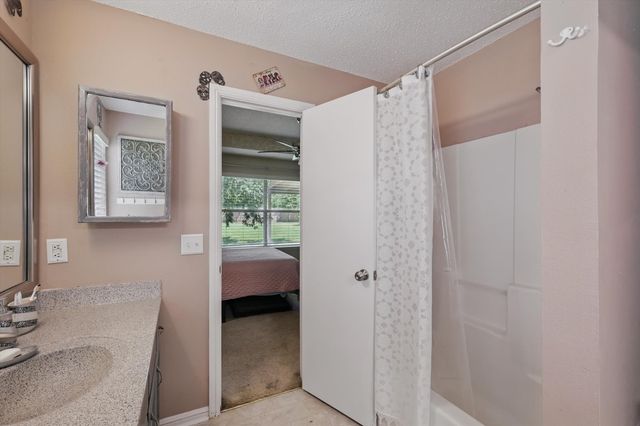 628 Stagecoach Drive, Oak Point, TX 75068