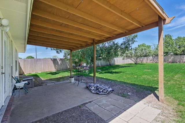 628 Stagecoach Drive, Oak Point, TX 75068