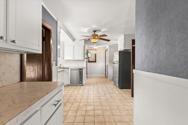 323 Washington Street, Norwood, MA 02062