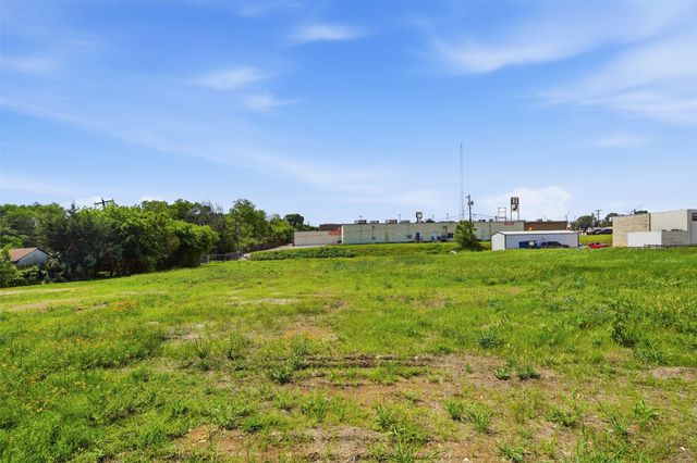 8507 W Camp Bowie W Boulevard, Fort Worth, TX 76116