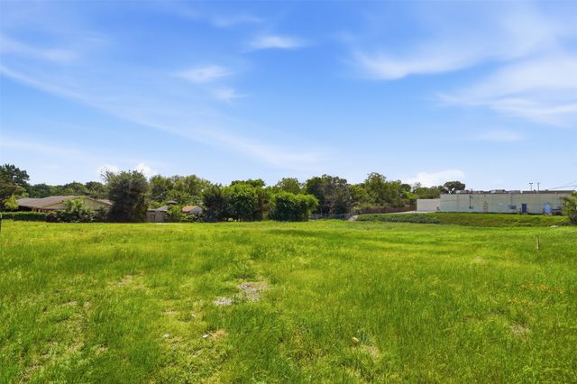 8507 W Camp Bowie W Boulevard, Fort Worth, TX 76116