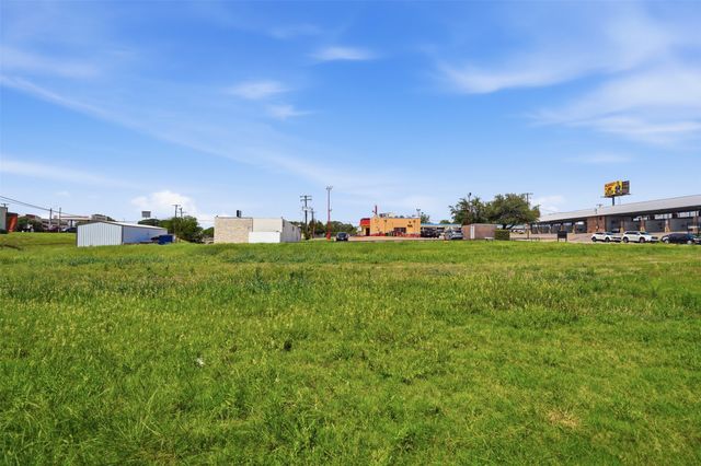 8507 W Camp Bowie W Boulevard, Fort Worth, TX 76116