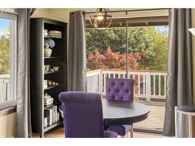 200 E FOOTHILLS Dr, Newberg, OR 97132