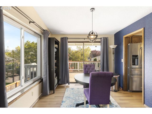 200 E FOOTHILLS Dr, Newberg, OR 97132