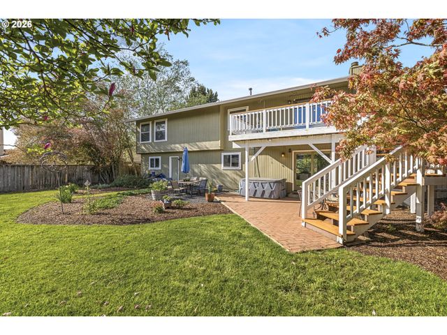 200 E FOOTHILLS Dr, Newberg, OR 97132