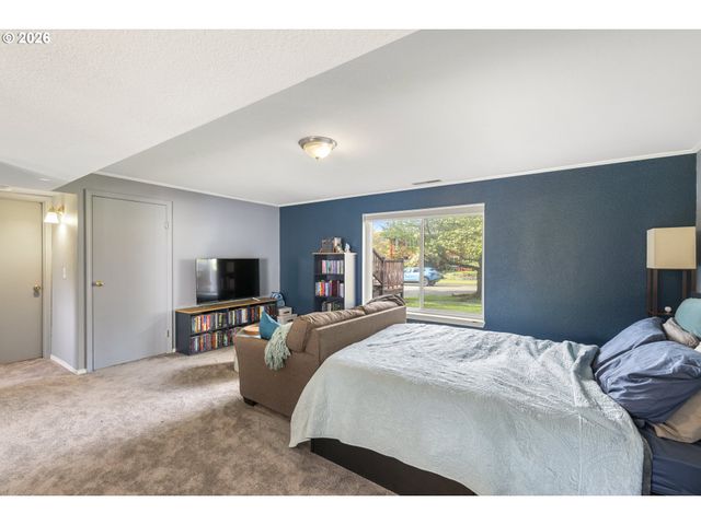 200 E FOOTHILLS Dr, Newberg, OR 97132