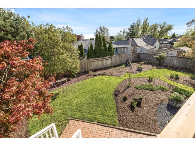 200 E FOOTHILLS Dr, Newberg, OR 97132