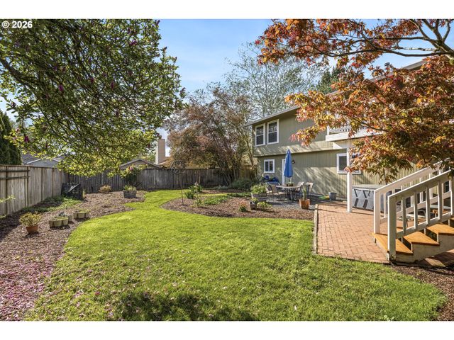 200 E FOOTHILLS Dr, Newberg, OR 97132