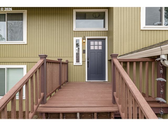 200 E FOOTHILLS Dr, Newberg, OR 97132