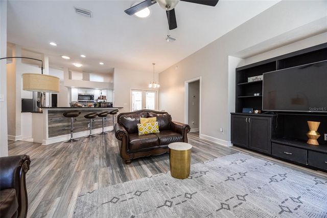 945 SW 82ND TERRACE, Gainesville, FL 32607