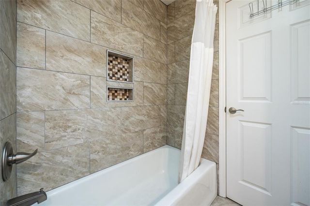 945 SW 82ND TERRACE, Gainesville, FL 32607
