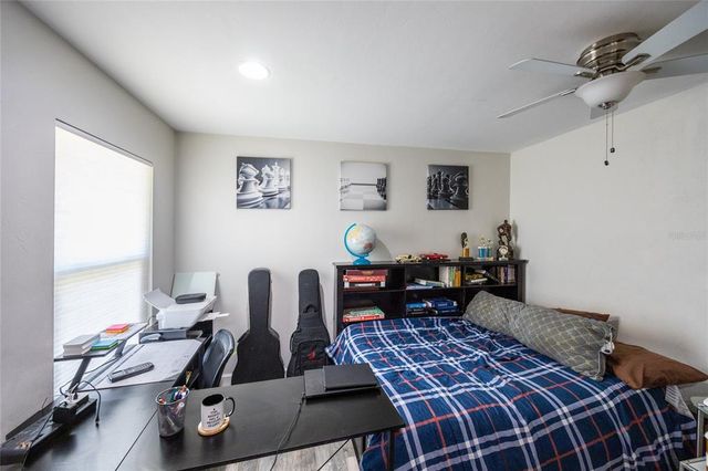 945 SW 82ND TERRACE, Gainesville, FL 32607