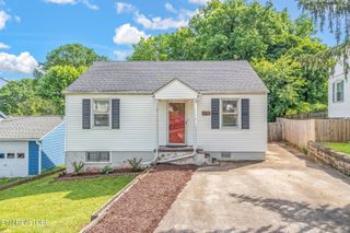 4316 Hayes Rd, Knoxville, TN 37912