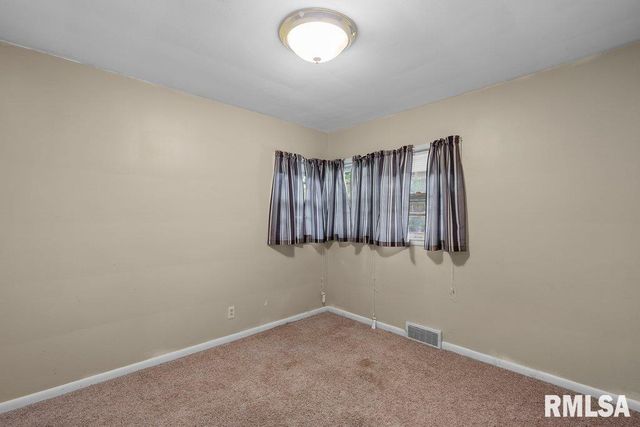 816 SPALDING Boulevard, Davenport, IA 52804