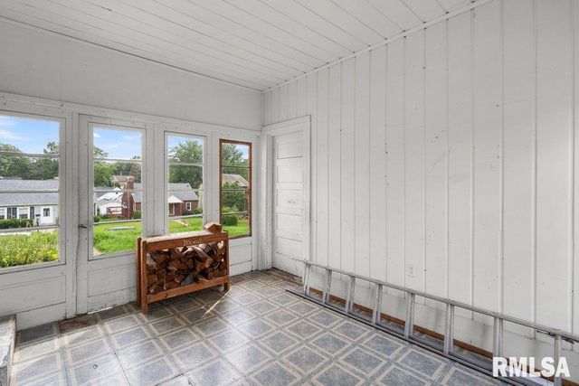 816 SPALDING Boulevard, Davenport, IA 52804