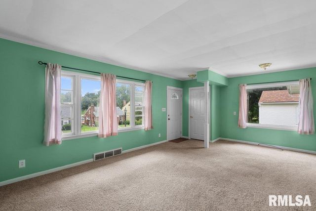 816 SPALDING Boulevard, Davenport, IA 52804