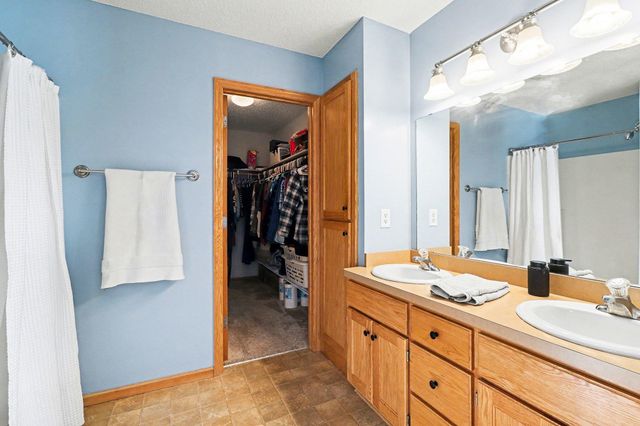 17897 Tyler Street NW, Elk River, MN 55330