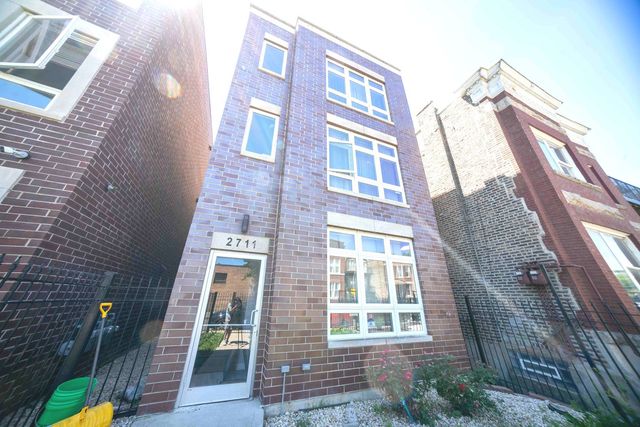 2711 W Polk Street, Chicago, IL 60612
