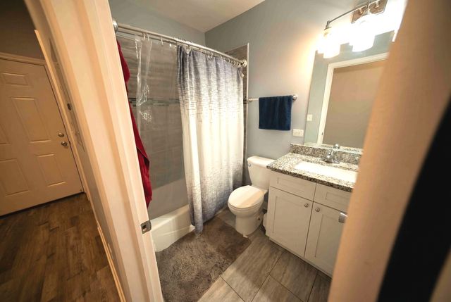 2711 W Polk Street, Chicago, IL 60612