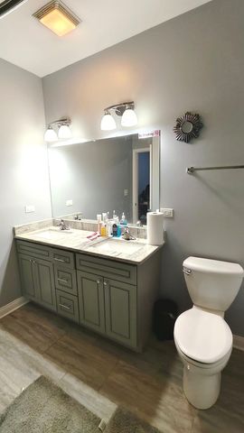 2711 W Polk Street, Chicago, IL 60612