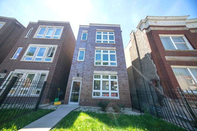 2711 W Polk Street, Chicago, IL 60612