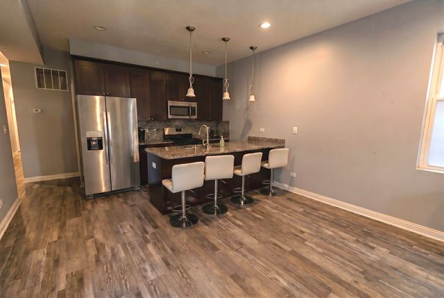 2711 W Polk Street, Chicago, IL 60612