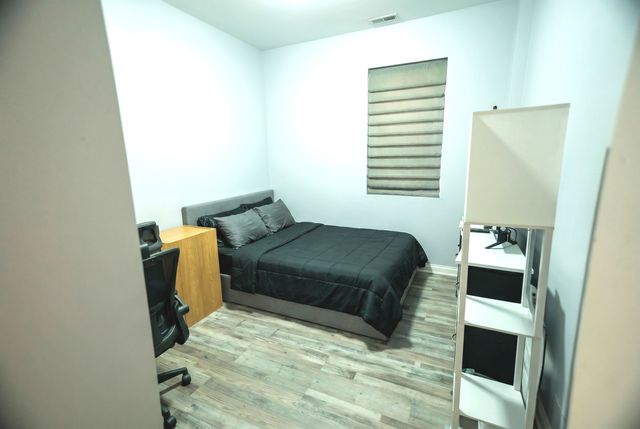 2711 W Polk Street, Chicago, IL 60612