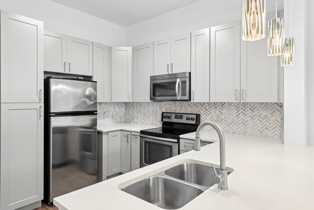 1900 Barton Springs RD 2021, Austin, TX 78704